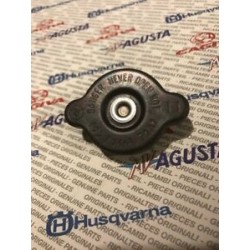 TAMPA RADIADOR TOYO.