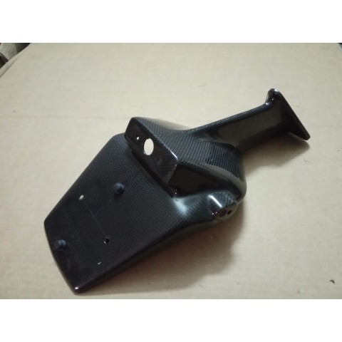 SUPORTE MATRICULA F4 99-09 CARBONO