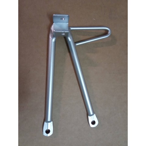 REAR FOOT REST BRACKET RIGHT.