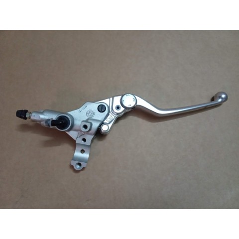 FRONT MASTER CYLINDER SM 06-12