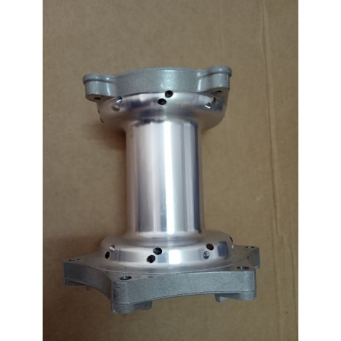 REAR WHEEL HUB 11-14.