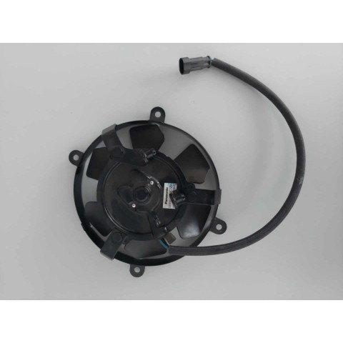 VENTOINHA RADIADOR INFERIOR F4 01-09