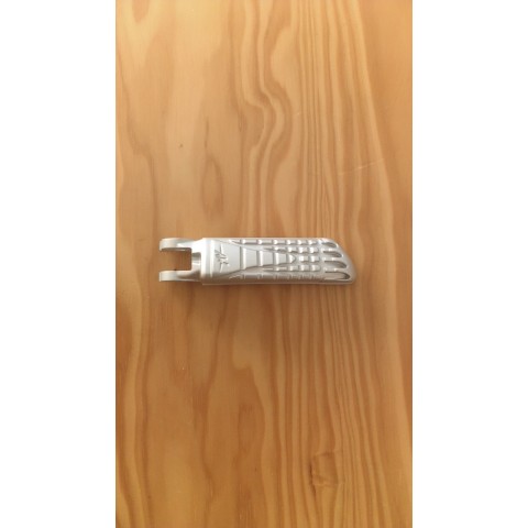 FRONT R.H. FOOT-REST F3