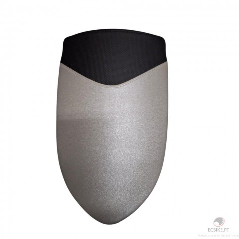 SILVER PILLION PAD MV.